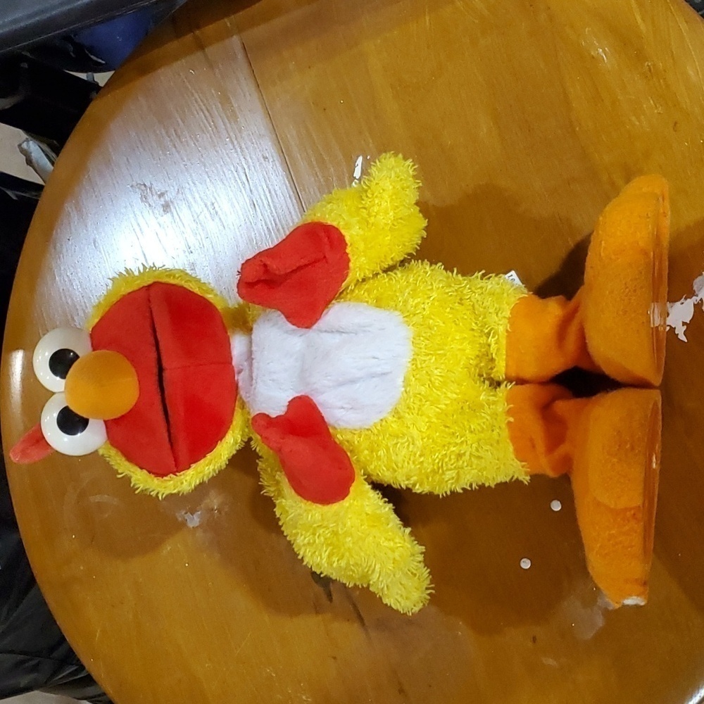 Sesame Street Chicken Dance Elmo Battery Operated FLAW - Picture 10 of 12